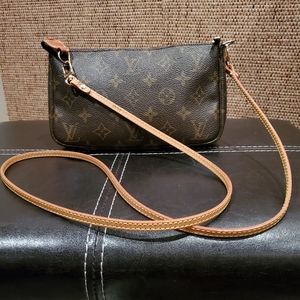 LV Pochette accessories
